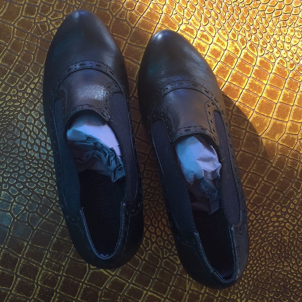 Booties - Picture 3 of 4